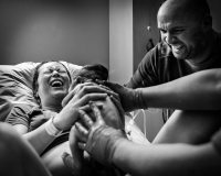 Geboorte-VBAC-2 Geboortefotografie bij een VBAC in het ziekenhuis